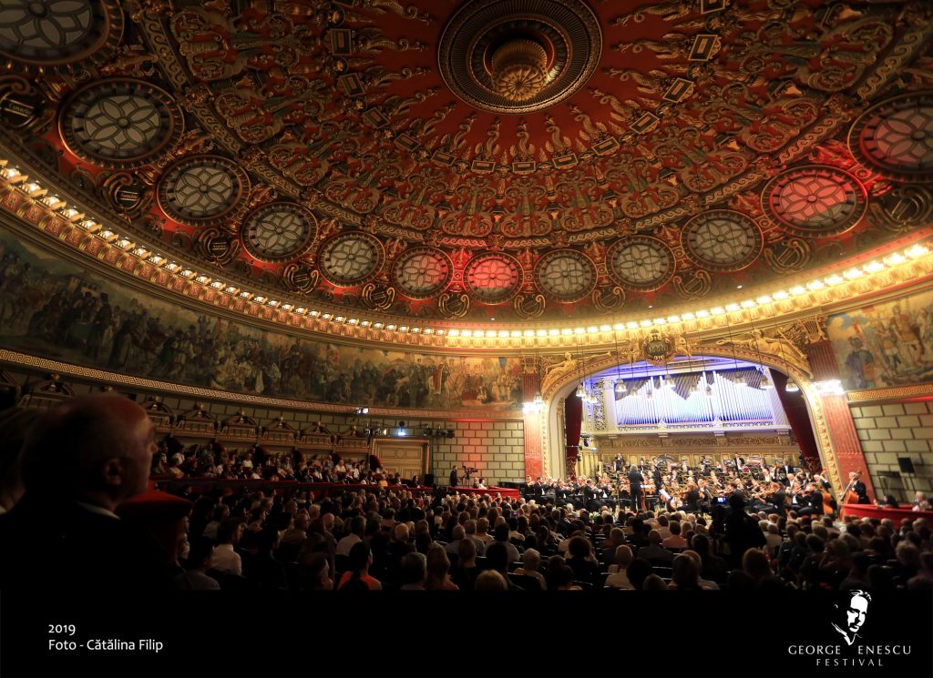 Concerte în frumusețea nopții bucureștene: Seria de concerte de la miezul nopţii la Festivalul Internațional George Enescu