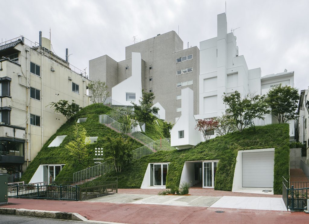 Regenerare verde. Hotelul Shiroiya, Maebashi, Japonia