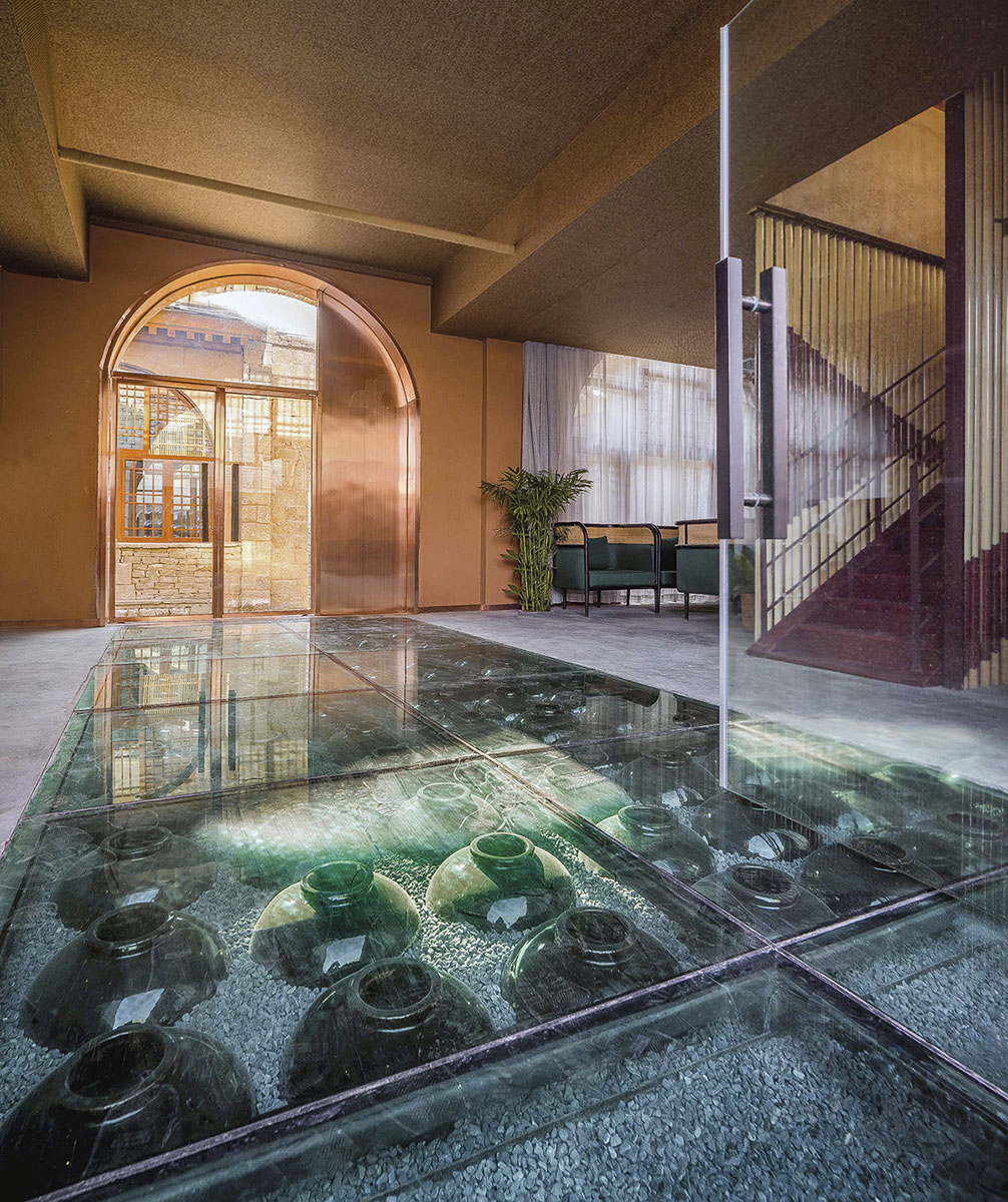 Tradiția lichiorului chinezesc convertită în boutique hotel