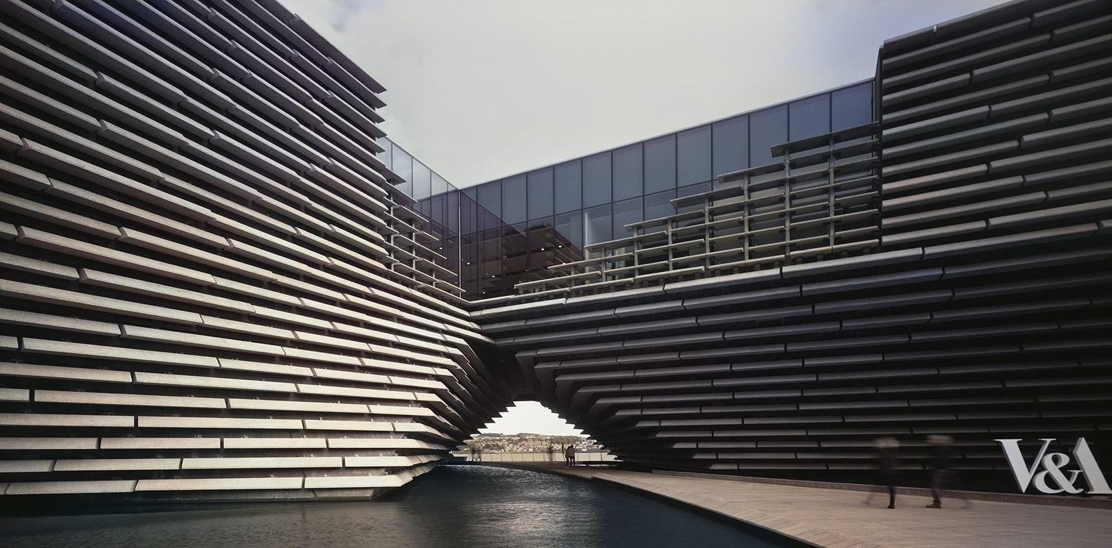 Dialog între arhitectură, desen și fotografie. Kengo Kuma prin lentila Erietei Attali, la Muzeul Desenului de Arhitectură din Berlin