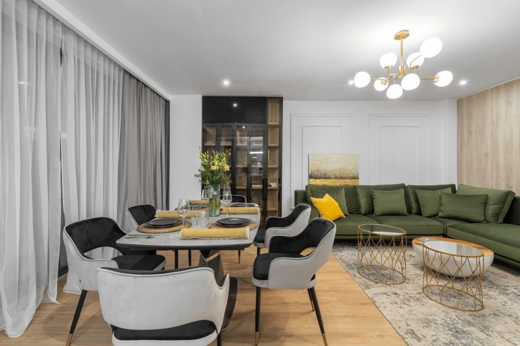 Contemporan cu accente clasice. Apartament B4, Bucureşti by Pure-Mess Design