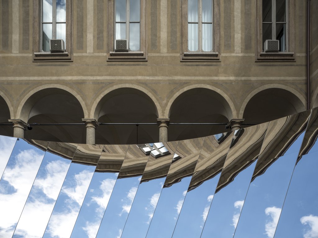 Salone del Mobile 2018: COS × PHILLIP K. SMITH III: OPEN SKY