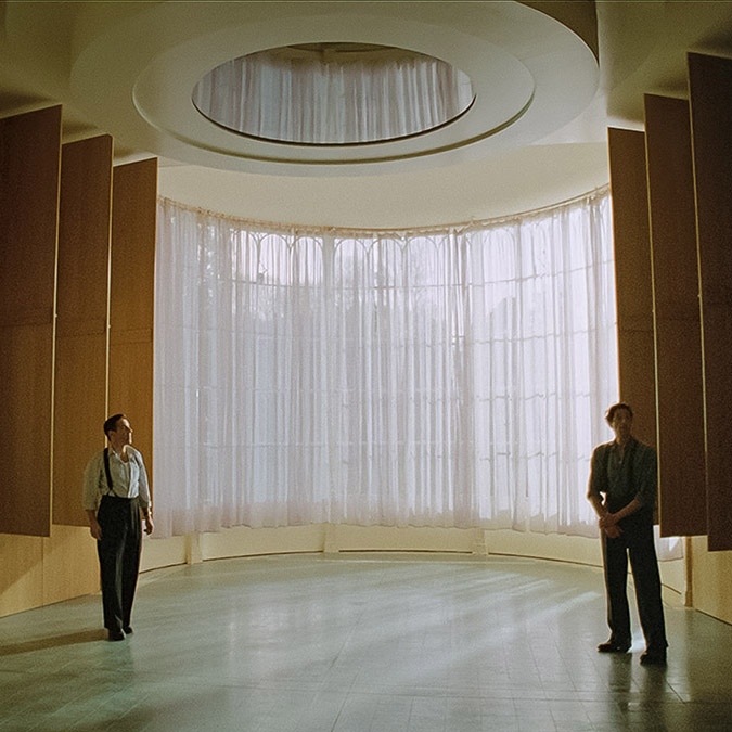 Un film lung în 4 păreri scurte: The Brutalist