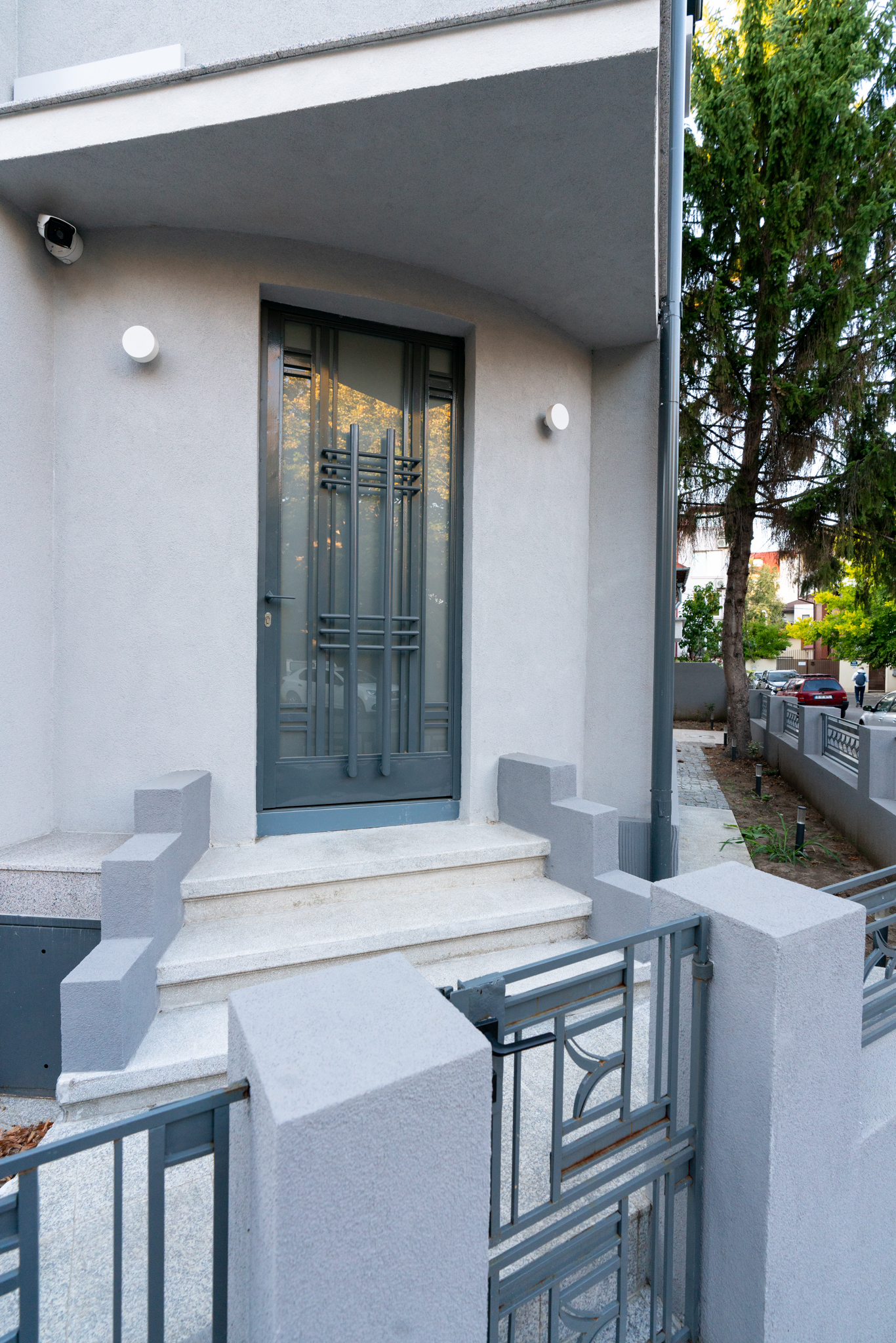 Un exemplu de bune practici: Reabilitarea unei vile Art Deco din strada Naum Râmniceanu
