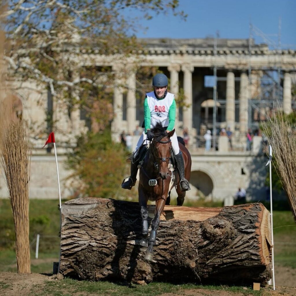 Karpatia Horse Show 2026 pe Domeniul Cantacuzino: tradiție ecvestră și renașterea unui simbol arhitectural