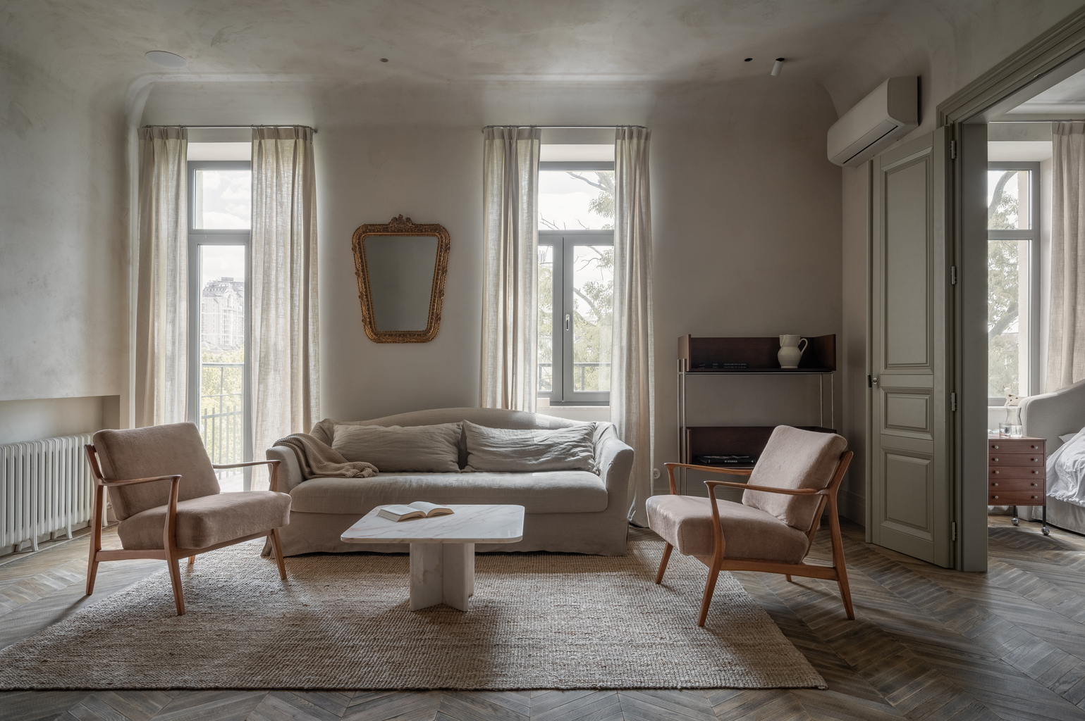 Fantezie pariziană într-un apartament din Kyiv