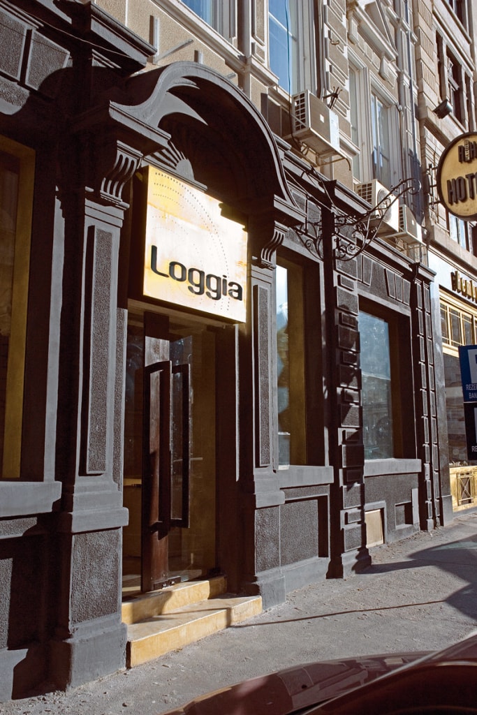 Loggia. Fusion café-club