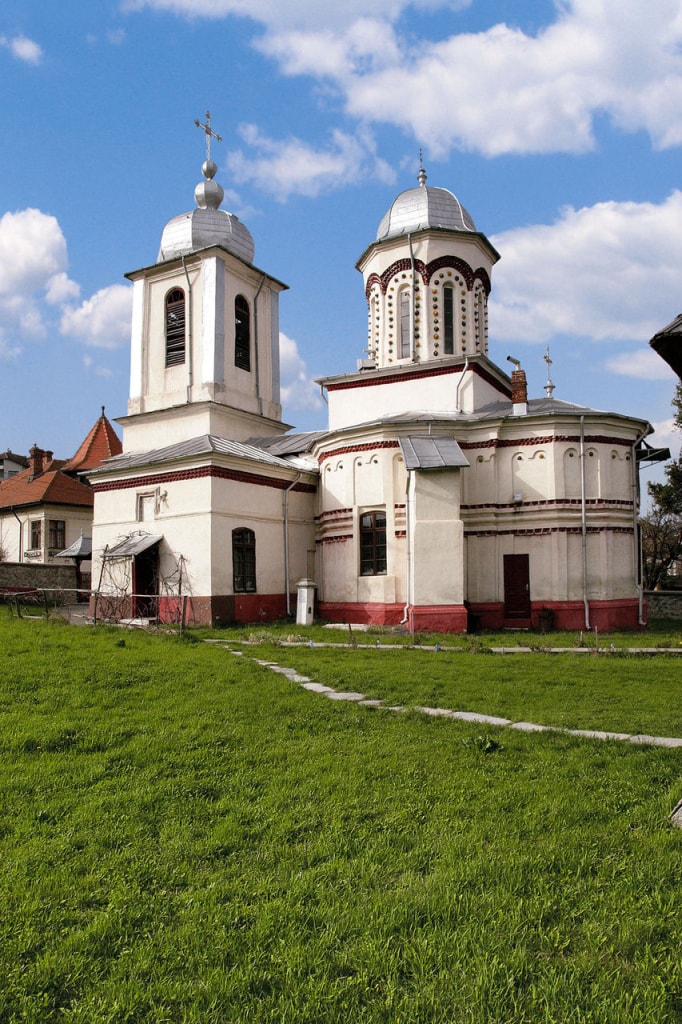 Bisericile din Câmpulung