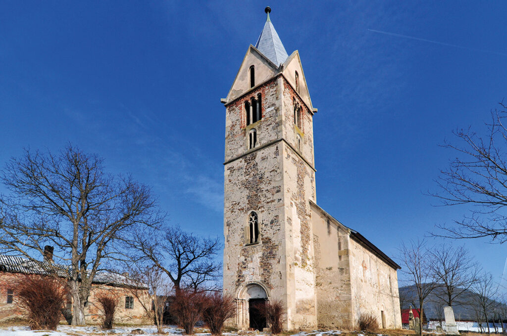 Secrete cioplite în piatră la Biserica din Sântămărie-Orlea