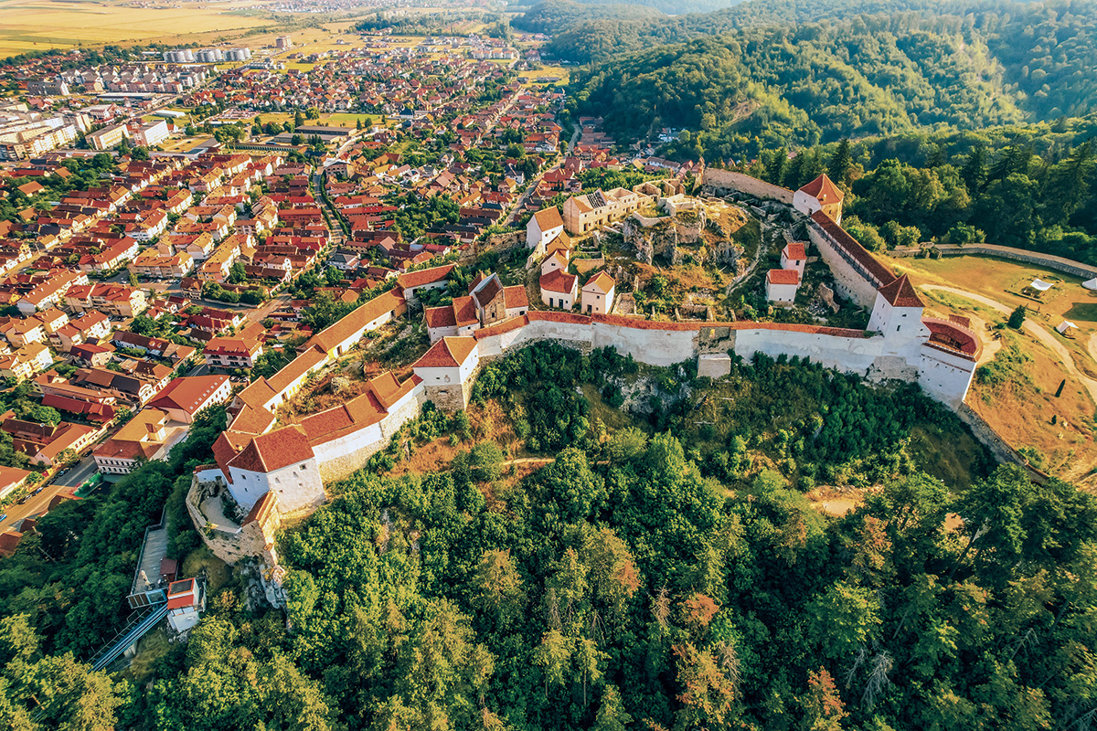 Cetatea Râșnov, martor blând al istoriei zbuciumate