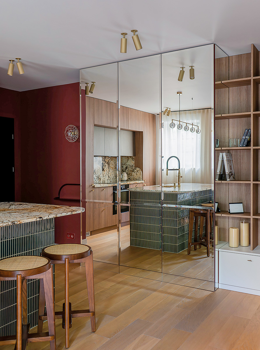 Artsy French cu note retro. Apartament Chic, București