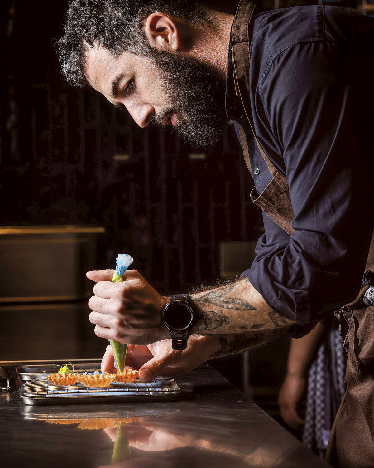 Chef Alexandru Dumitru, La Hambar: „Aducem amintiri în farfurie, reinterpretându-le într-o manieră modernă, dar cu rădăcini adânci în istoria și cultura noastră”