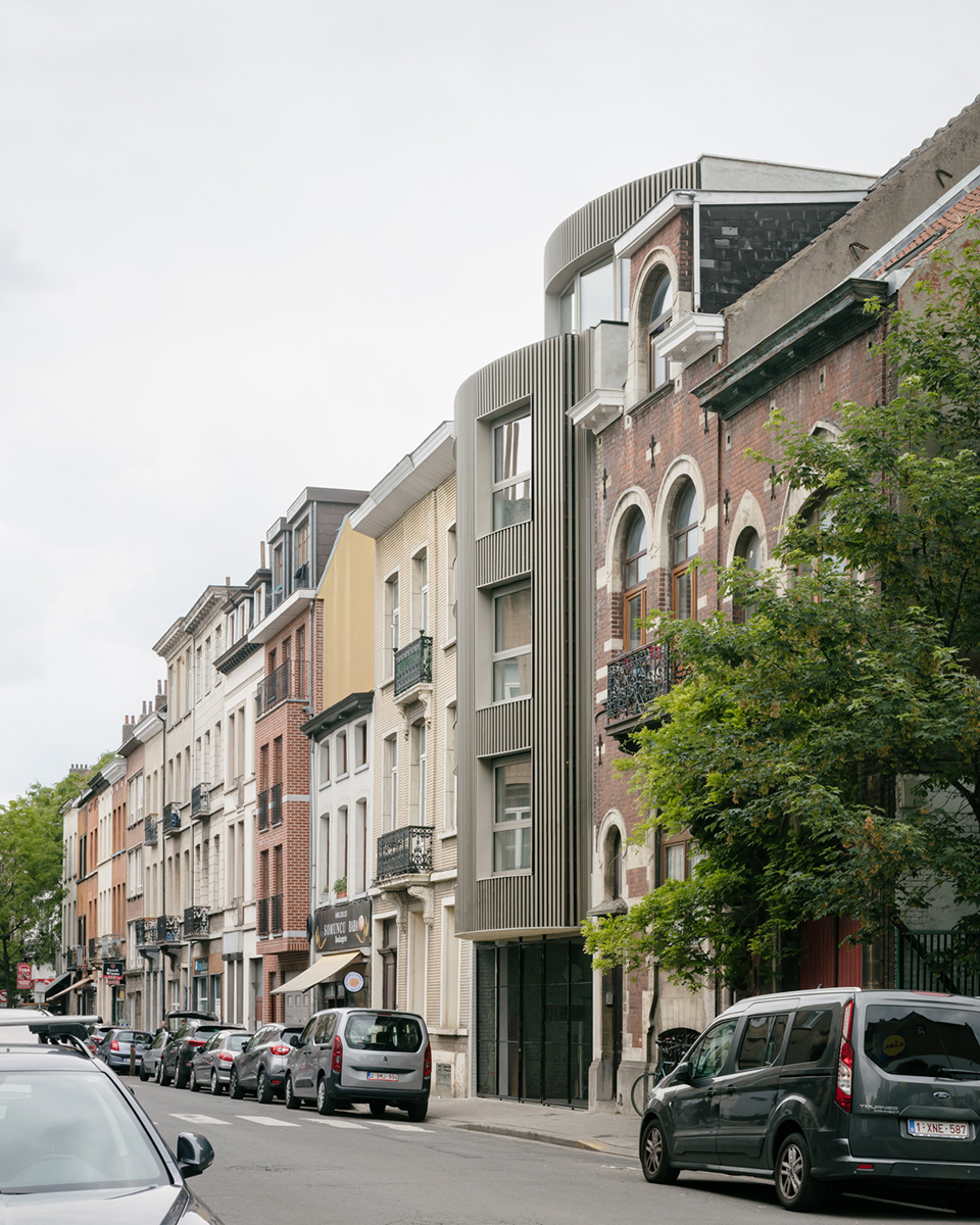 Armonie și individualitate. Ansamblu KOTO, Schaerbeek, Bruxelles, Belgia