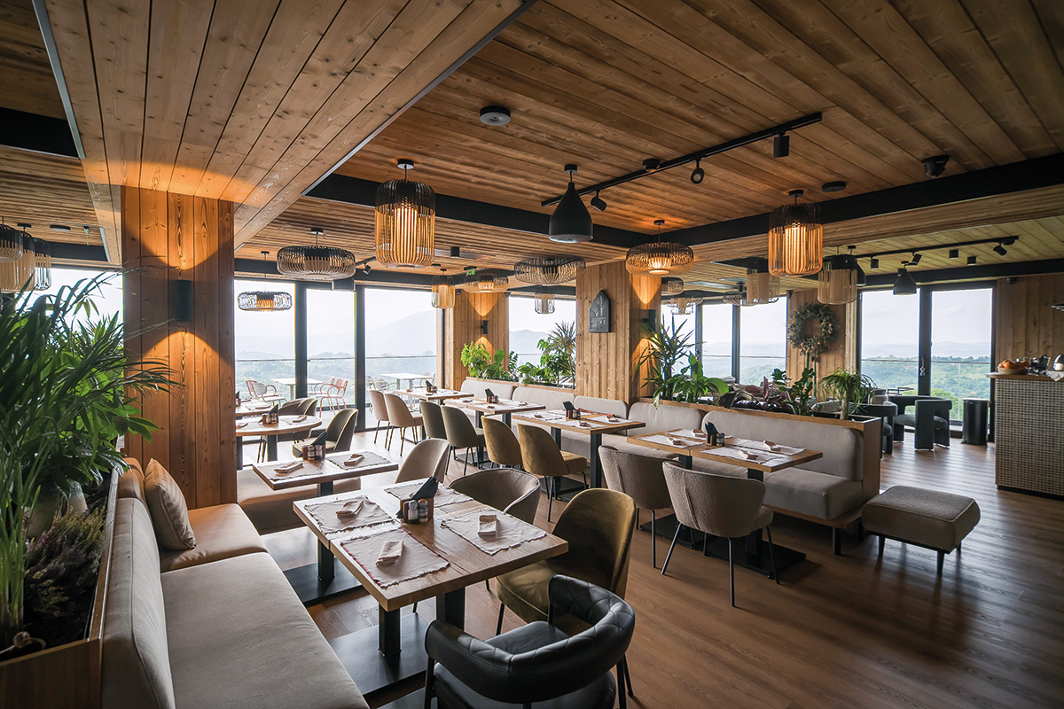 Savori de la munte. Restaurant Panoramic Spice
