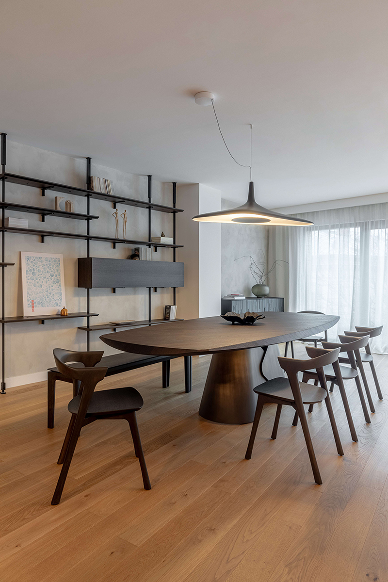 Acasă, într-o călătorie în jurul lumii. Nomad Apartment, București