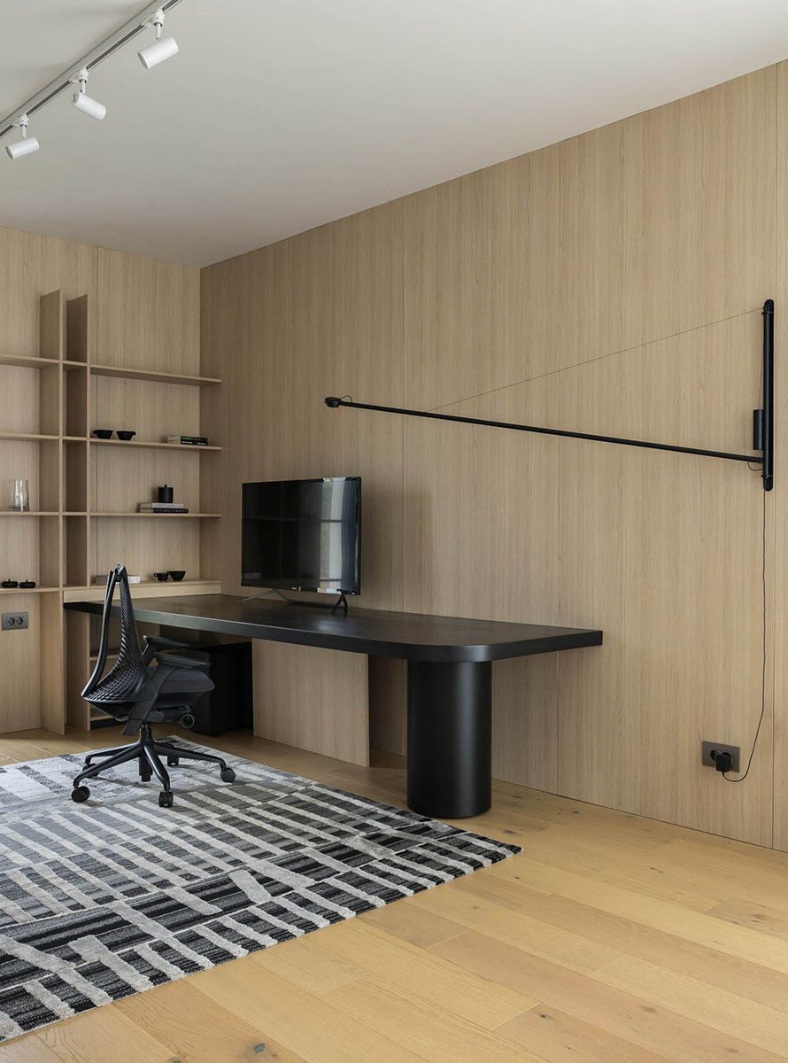 O capsulă de liniște pentru creație. Casa Phi