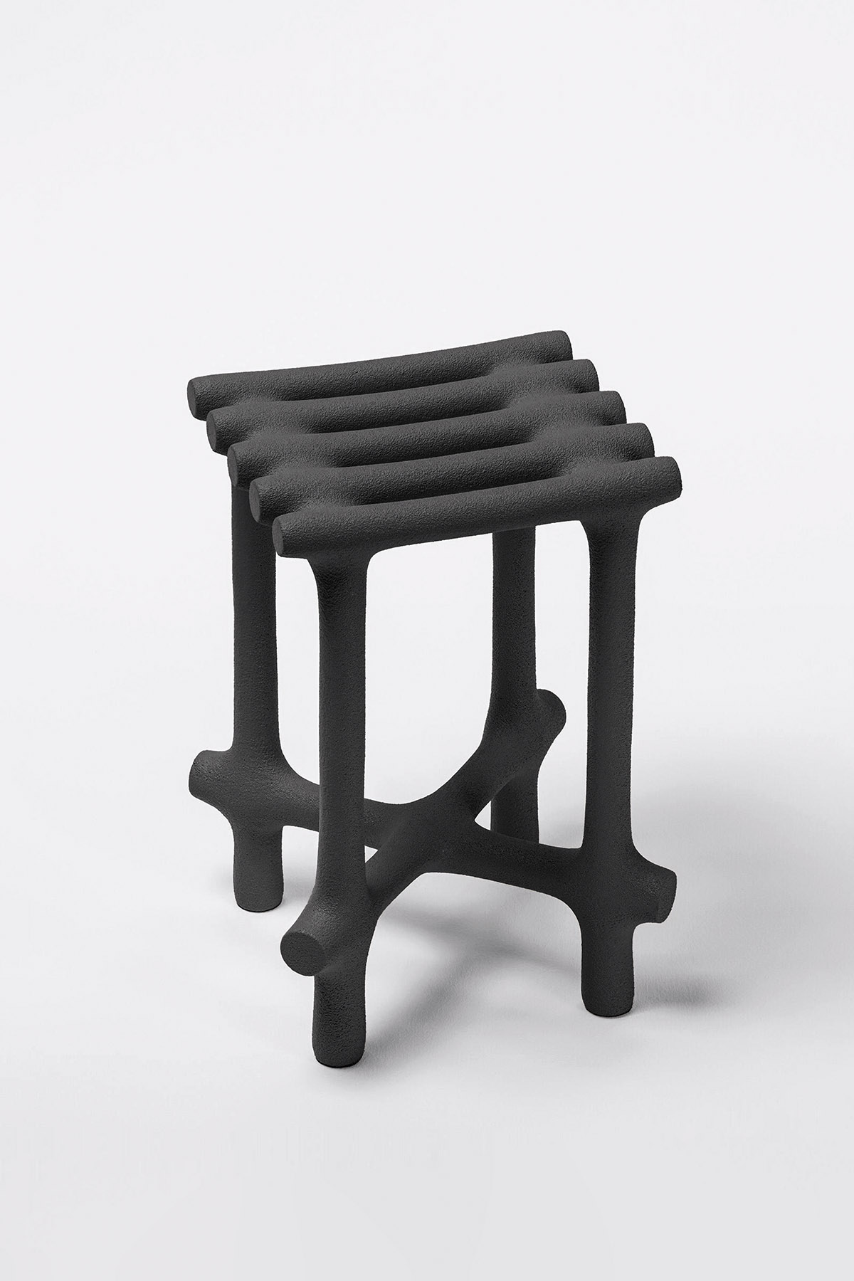 Hot Wire Extensions: designul de obiect al prezentului cu materialele viitorului