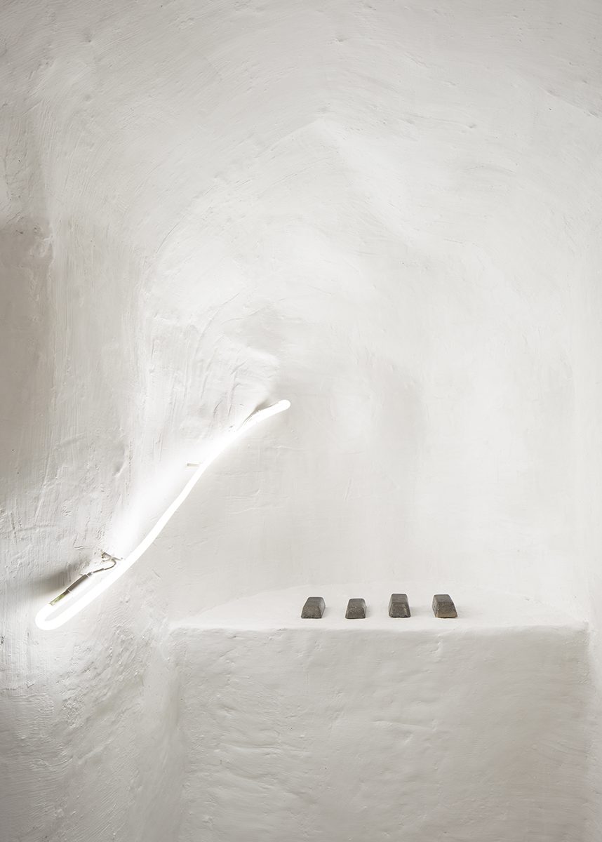 Selenite Dreams. Ipostaze mai puțin explorate ale unui material obișnuit