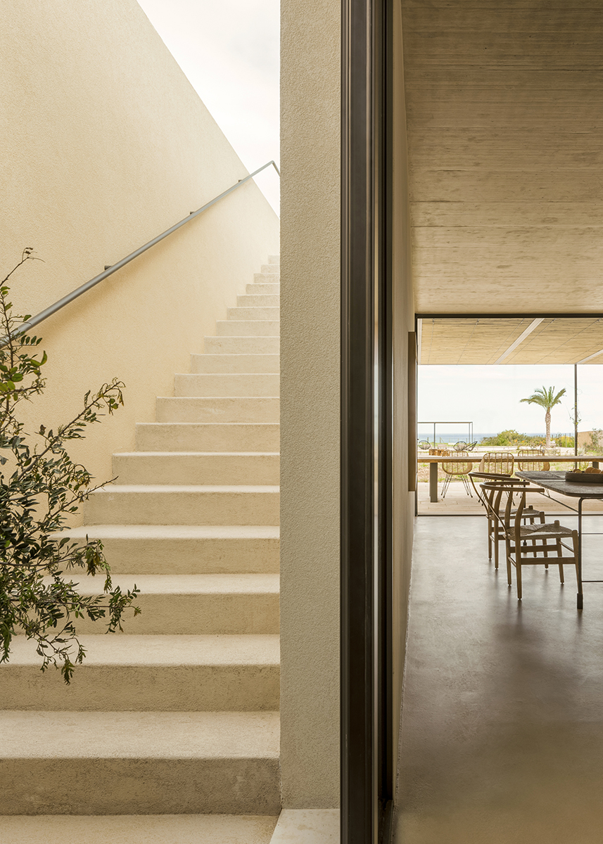 Un labirint între vernacular și contemporan. Patio House, Avola, Sicilia