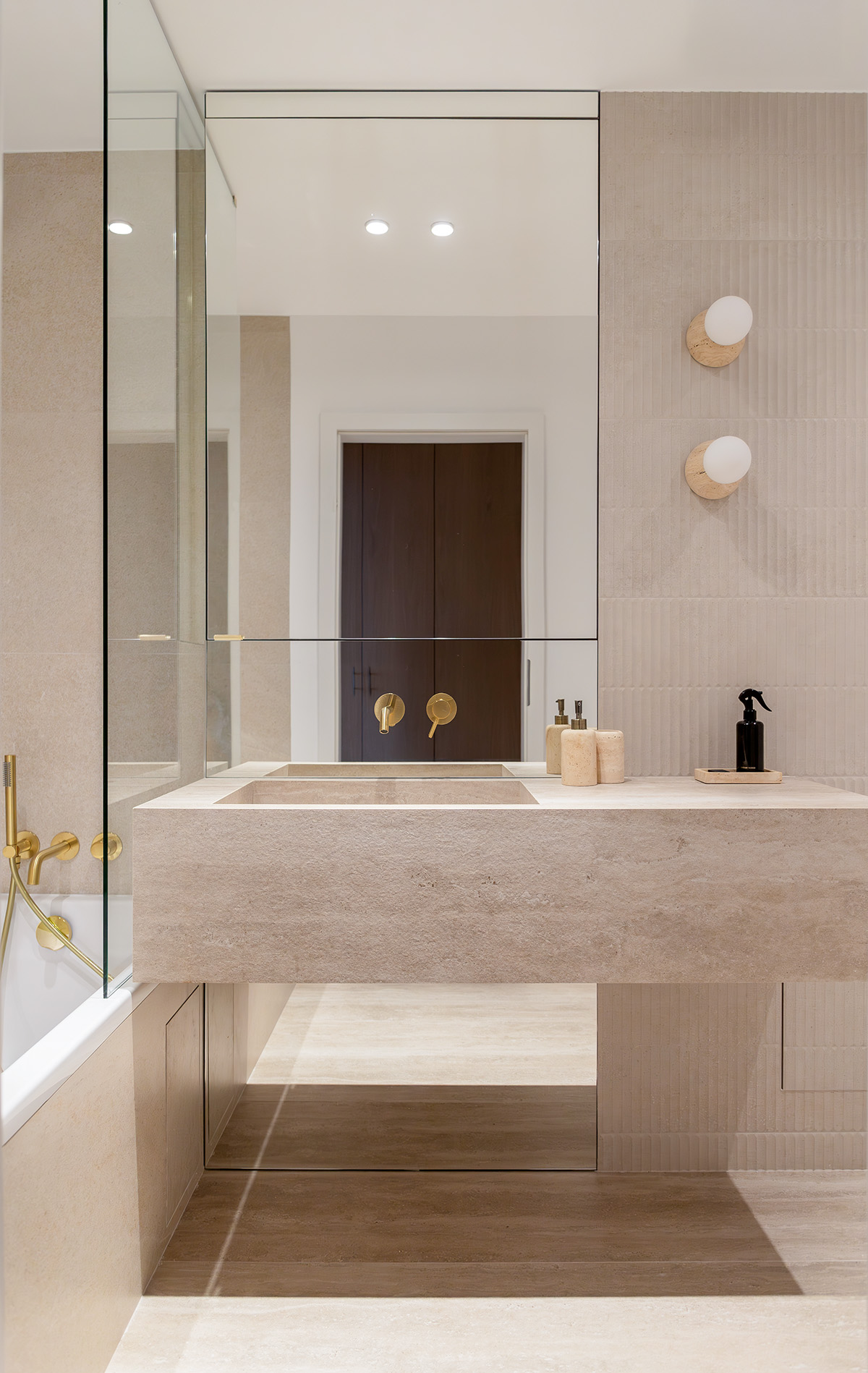 Apartament Kenshō: estetică, funcționalitate, bucurie