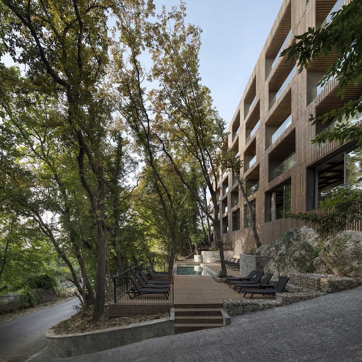 Hotel Umani, seren la malul Mării Negre