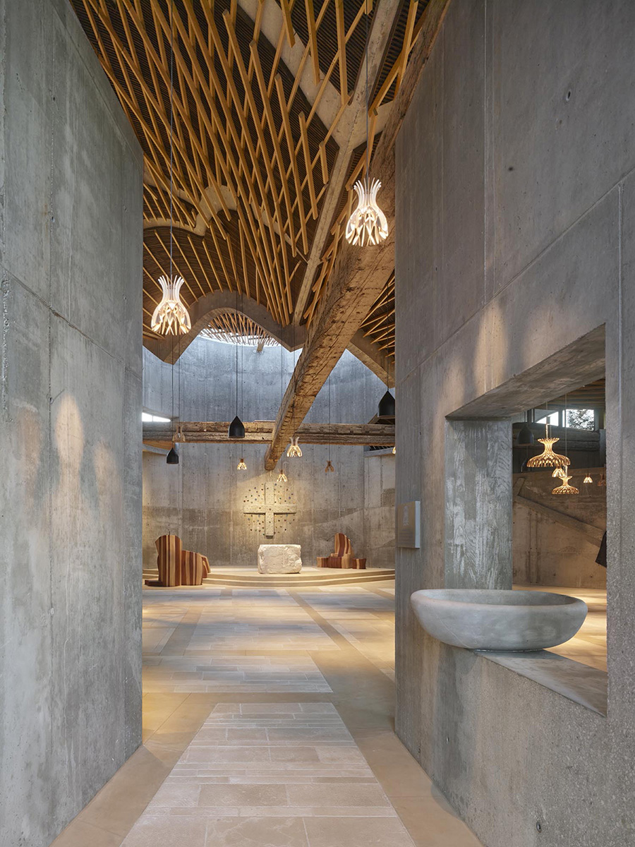 Lăcașul de cult ca organism. San Giacomo Apostolo, Ferrara, Italia